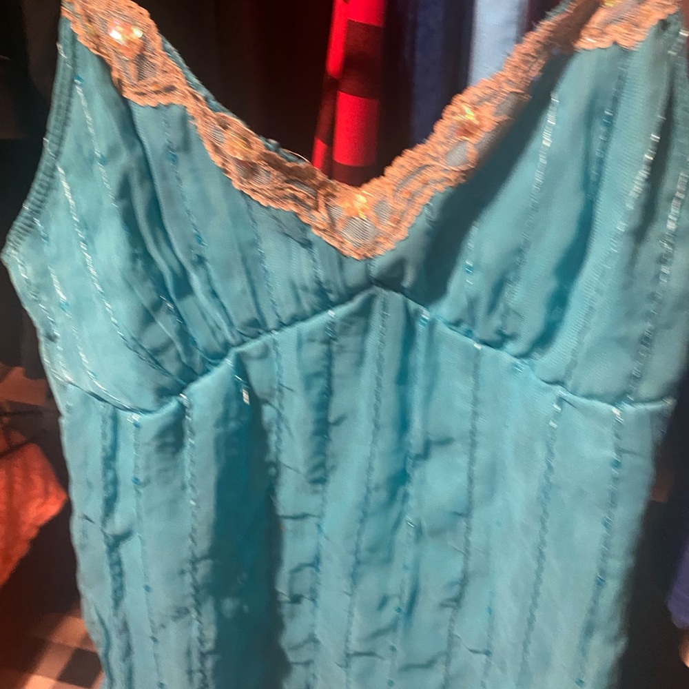 Women’s dress shirt